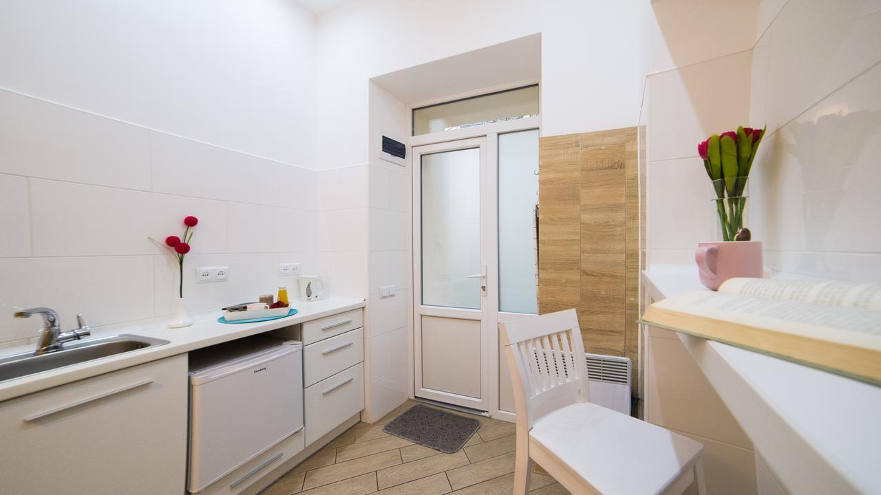 Smart Apartment On Filatova Lemberg Exterior foto